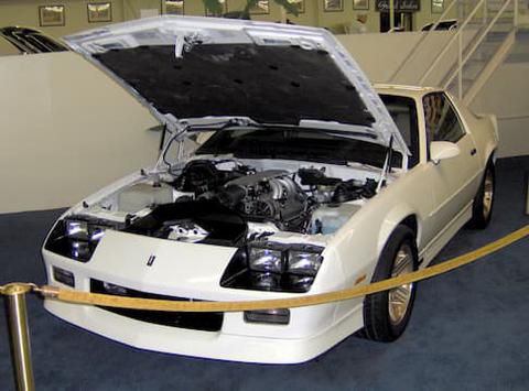 1989 Camaro IROC-Z under the hood