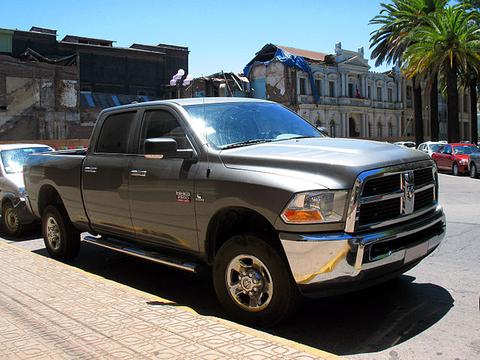 <a href="https://commons.wikimedia.org/w/index.php?curid=39140593" target="_blank">By order_242 from Chile - Dodge Ram 2500 SLT Heavy Duty Quad Cab 2012, CC BY-SA 2.0</a>